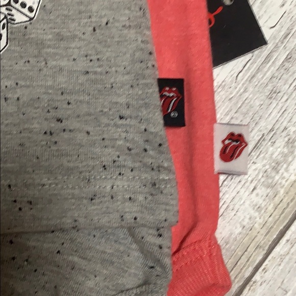 🎉HP 11/21🎉 BNWT Baby Rolling Stones onesie and Granimals shorts - Picture 4 of 5